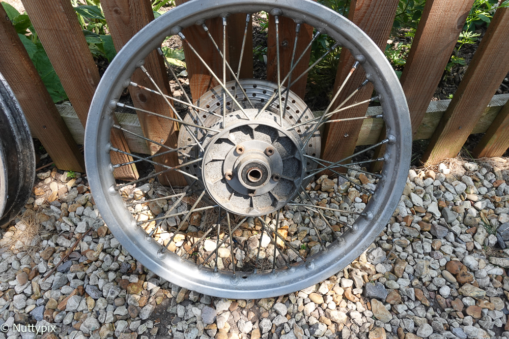 R80_7_Wheels-4.jpg