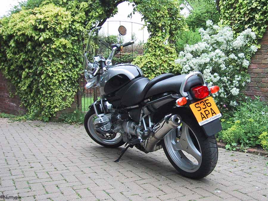 R850R_2.jpg